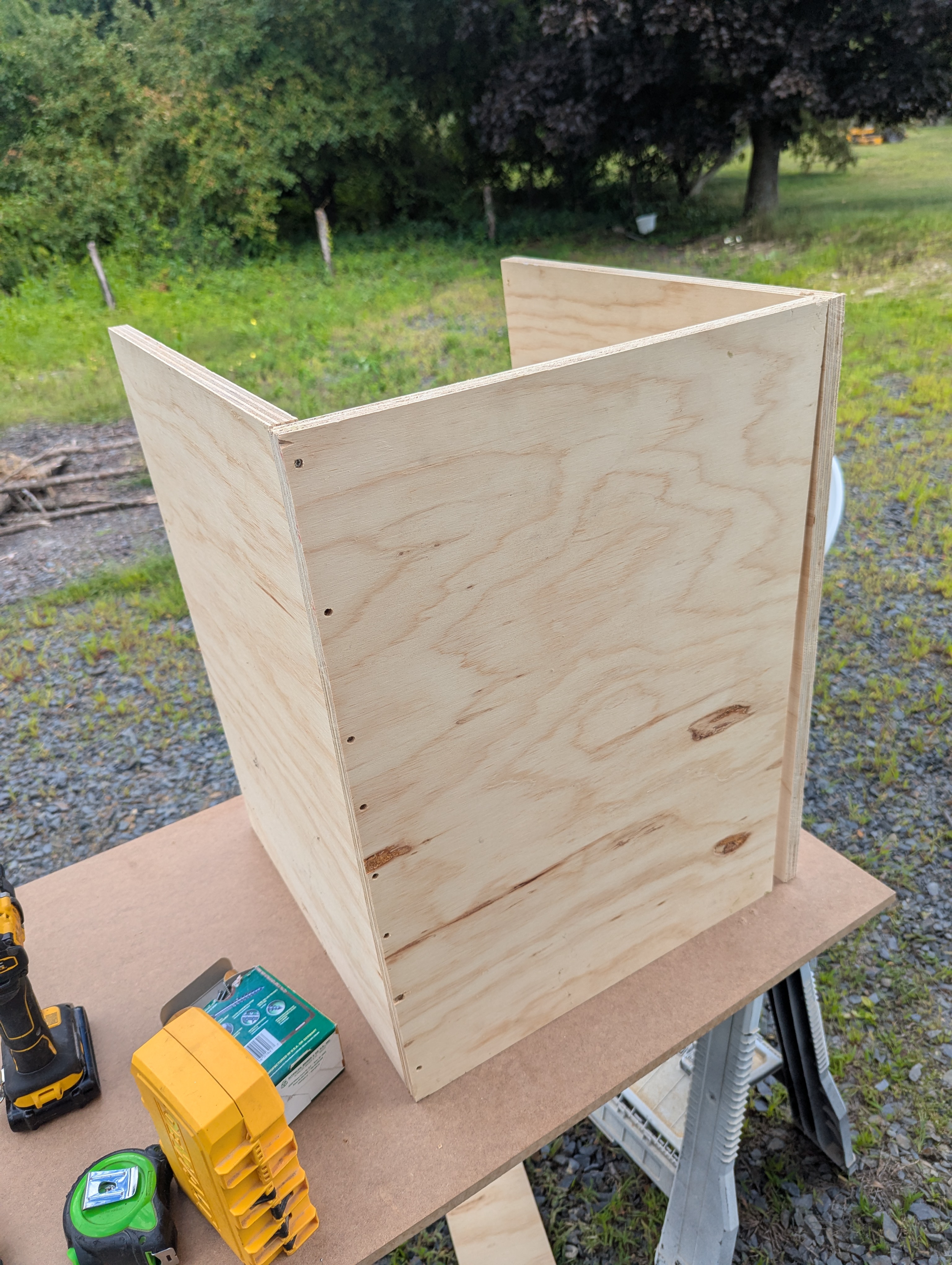 Cabinet assembly phase